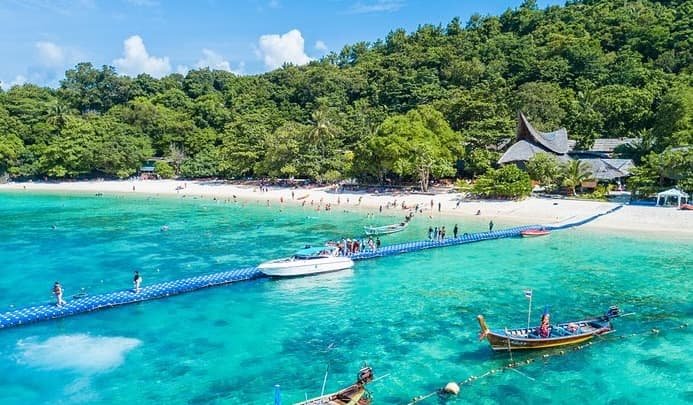 banana-beach-phuket