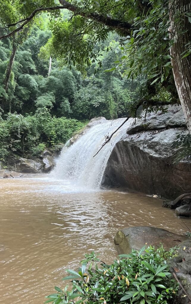 mae-sa-waterfall