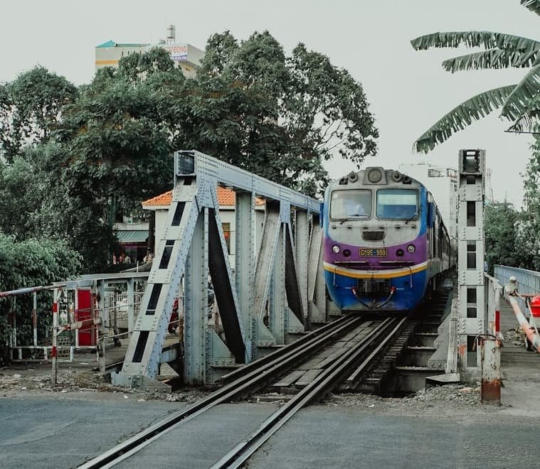 vietnam-train